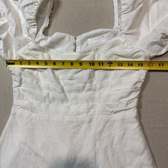 ASTR The Label Linen Pleated Midi Dress White Womens Size Medium See pictures fo - Picture 4 of 8